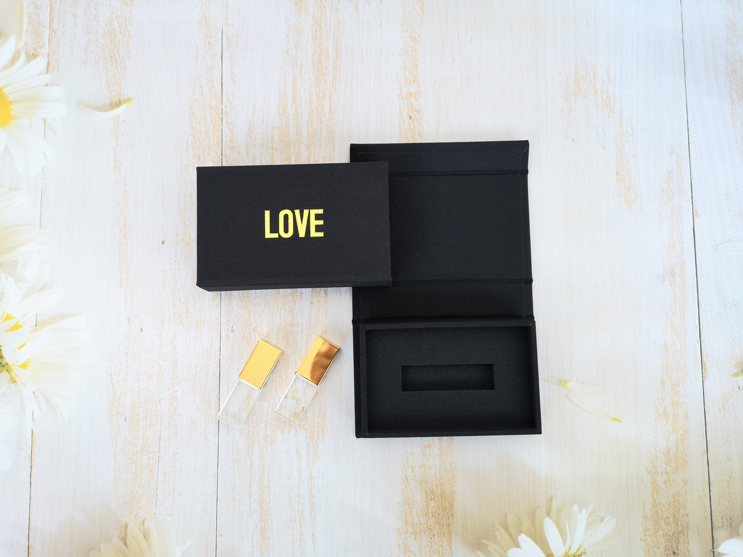 Black USB Linen Box